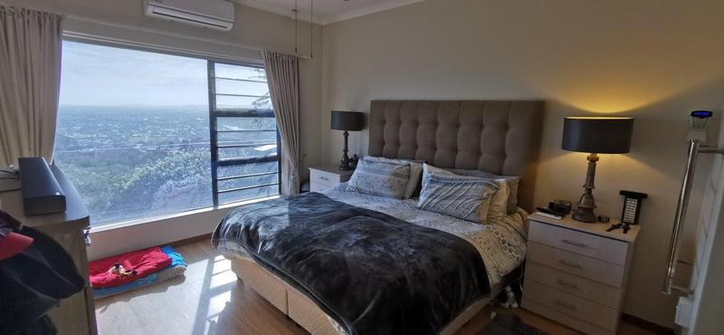 To Let 3 Bedroom Property for Rent in Mountainside Western Cape